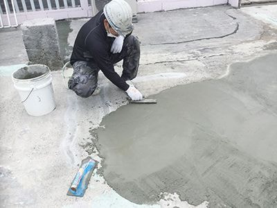 モルタルでかさ上げ